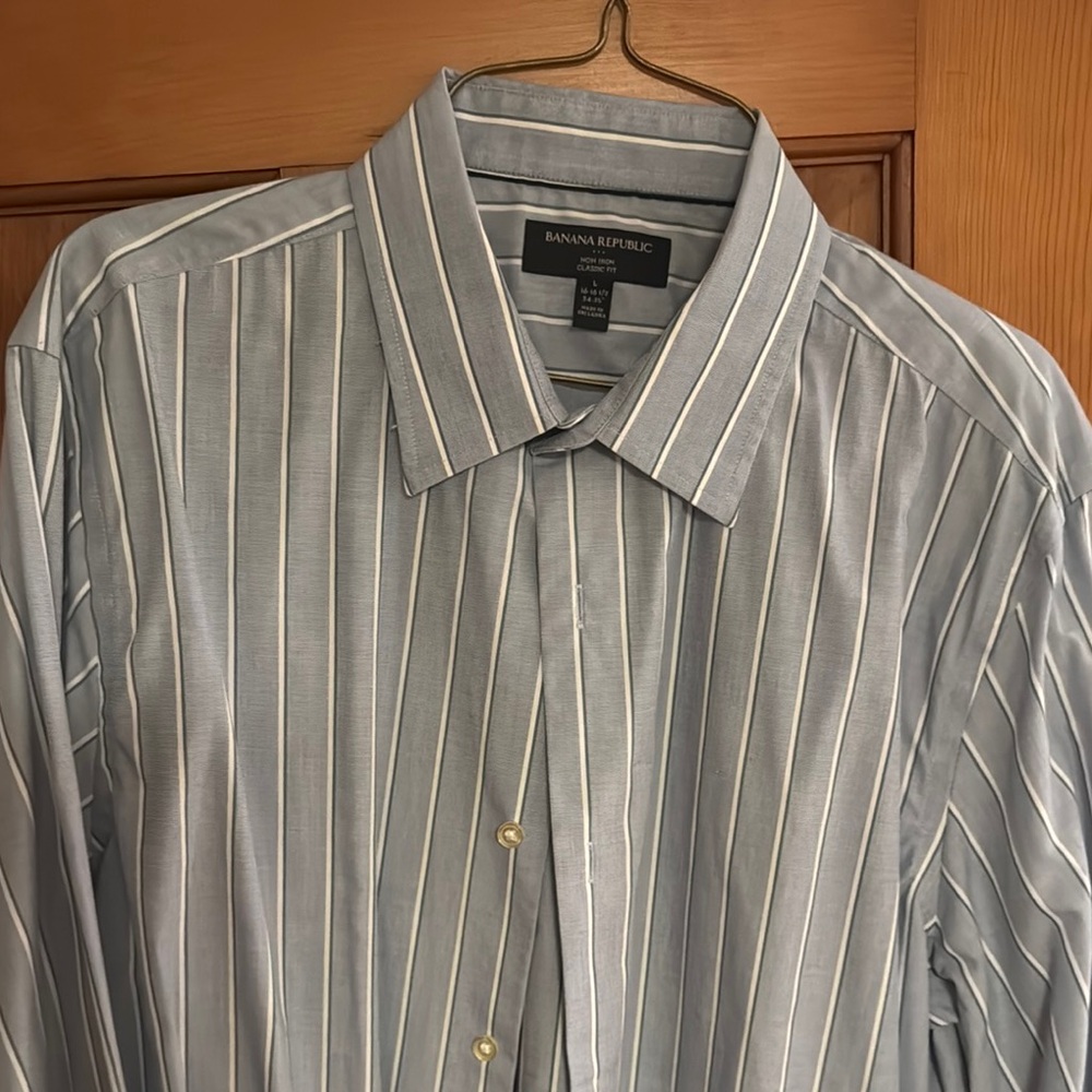 Banana Republic Blue Dress Shirt with Striped Pattern